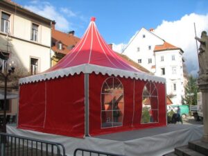 Pagoda Djeda Mraza Santa's pagoda tent